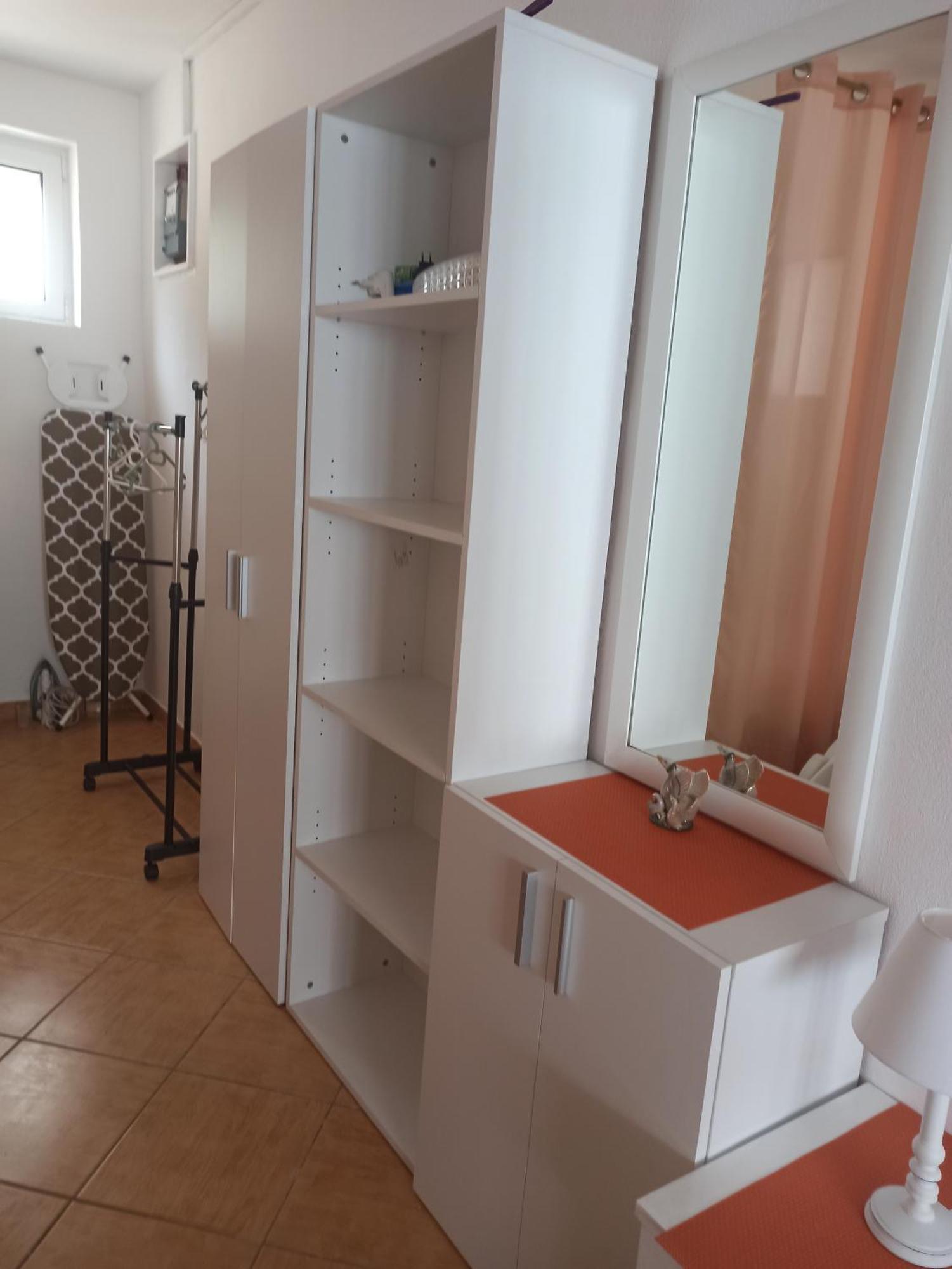 Seaside Apartment Kruce 울친 외부 사진